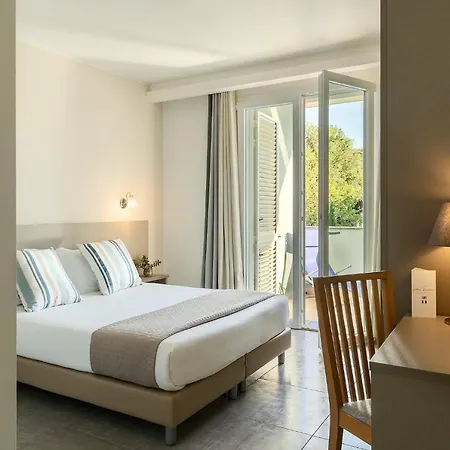 Golden Hotel 4*