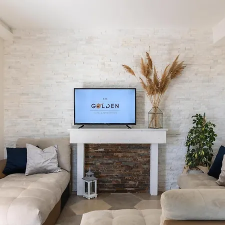 Hotel Golden 4*